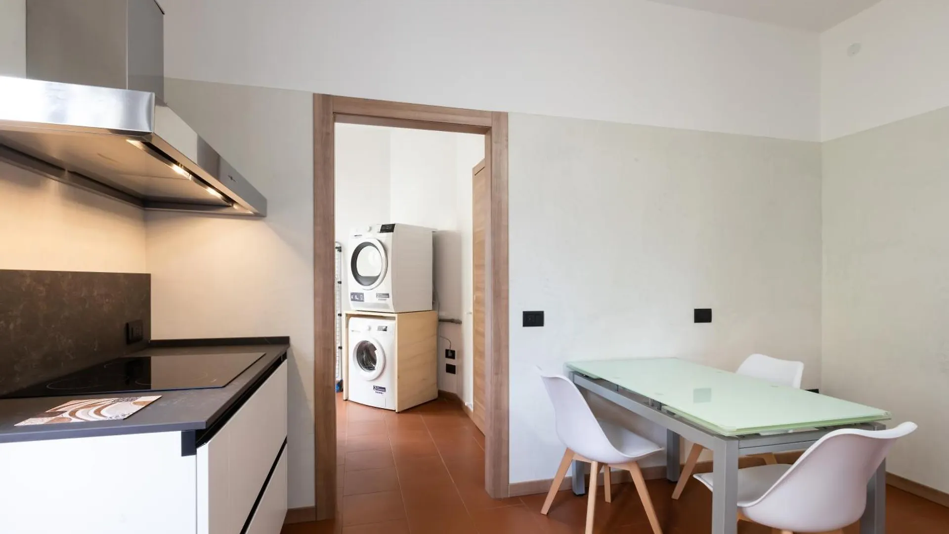 Apartment Appartamento Al Colonnato - Vicinissimo Al Centro, Ideale Per Famiglie E Gruppi Di Amici Verona Italy